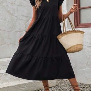 Elegant Black Tiered Maxi Dress